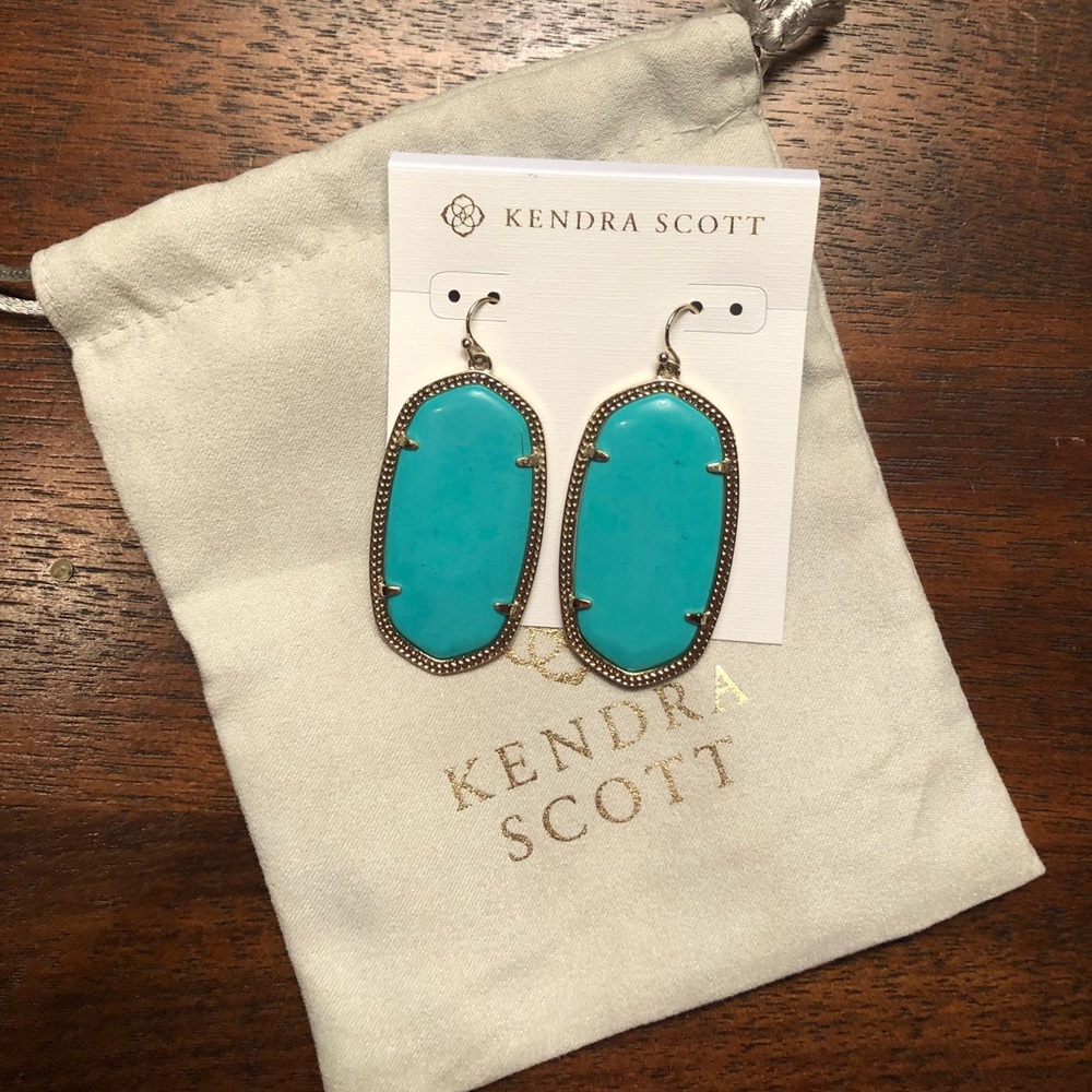 Kendra Scott earrings